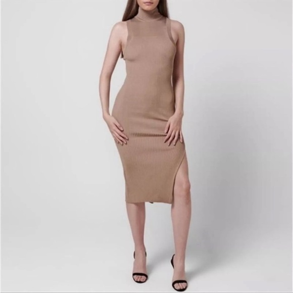 Good American Plaited Rib Midi Dress - Picture 13 of 16